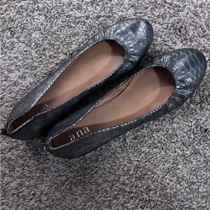 Women's Metallic Textured Flats